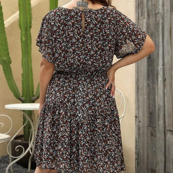 Dress size 14 - Picture 2 of 4